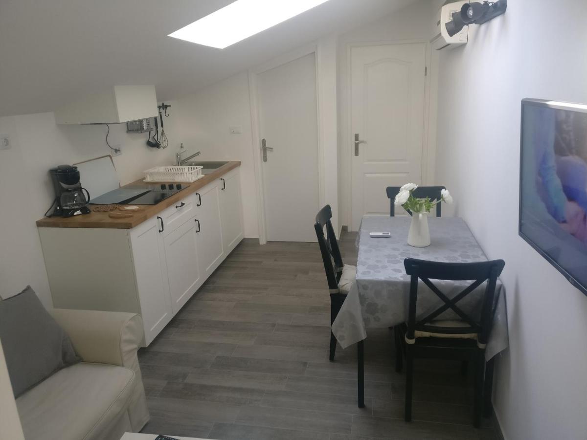 Apartmani Popovic Poreč Exterior foto